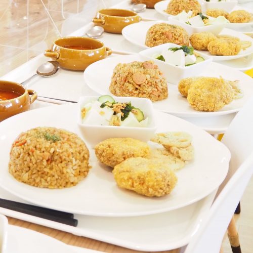 LOG（ログ）のランチ画像1